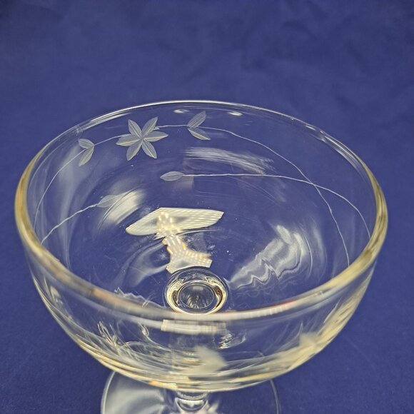 Vintage Etched Glass Javit Starflower Low Sherbet Champagne Coupe - Picture 7 of 9